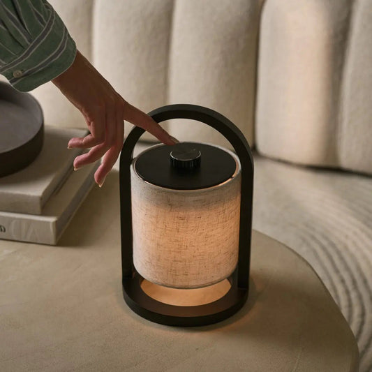 Lampe en bois sans fil River Black – rechargeable et variable