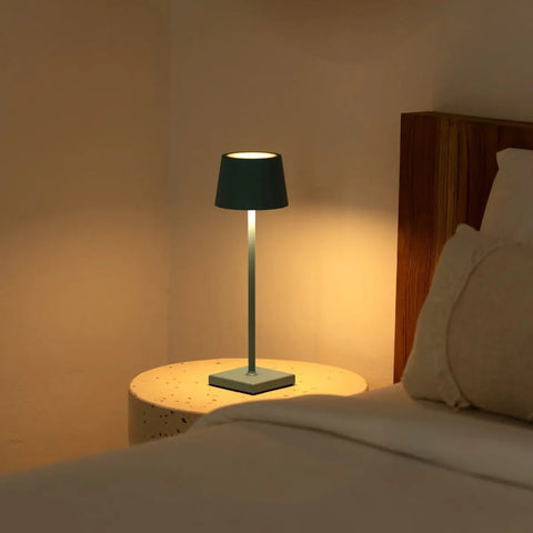 Lampe de table en fer rechargeable bleue William Amsterdams – Intensité variable, batterie 120 heures, USB-C