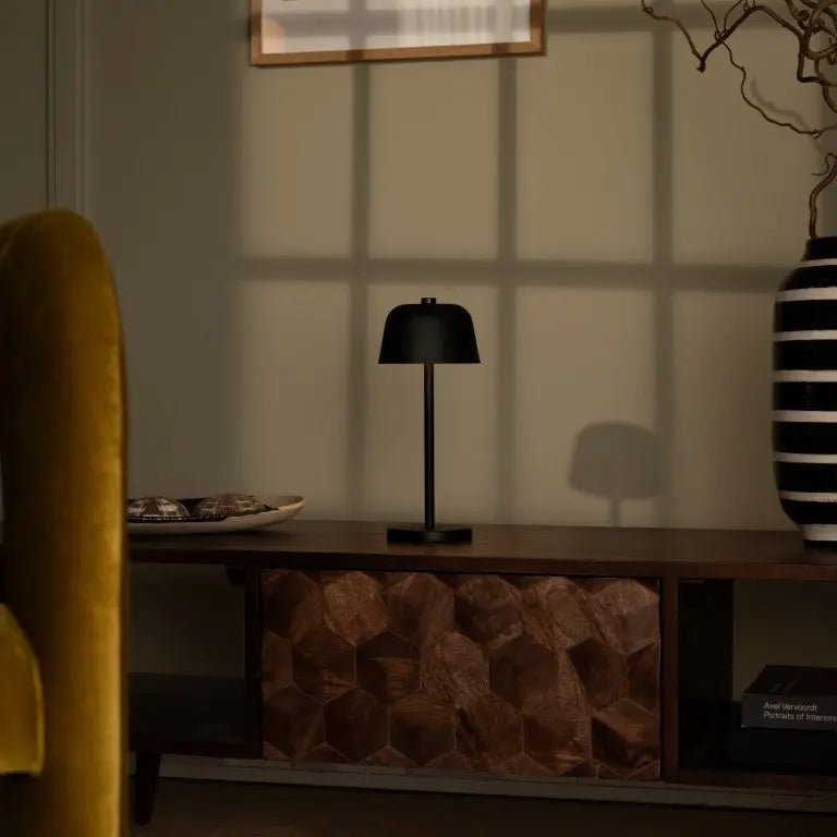 Lampe de table rechargeable noire Anton | Éclairage élégant et sans fil