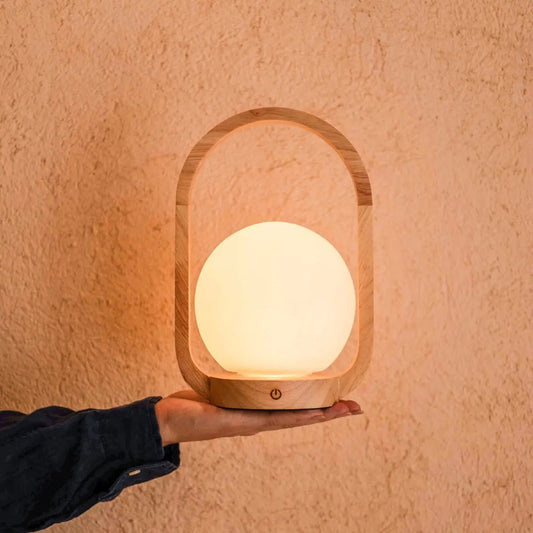Lampe sans fil en bois marron clair Skye | Conception rechargeable et variable
